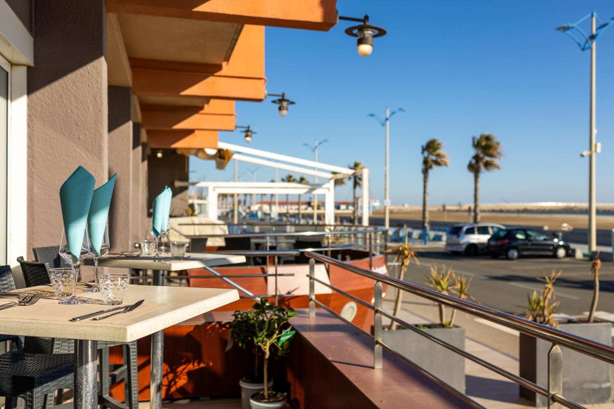 Logis Hotel & Restaurant Mediterranee Port-la-Nouvelle Exteriör bild
